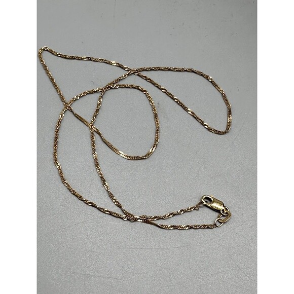 14k Yellow Gold Chain Necklace 17”  1.82g